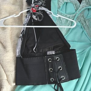 4 items/ like new. Used